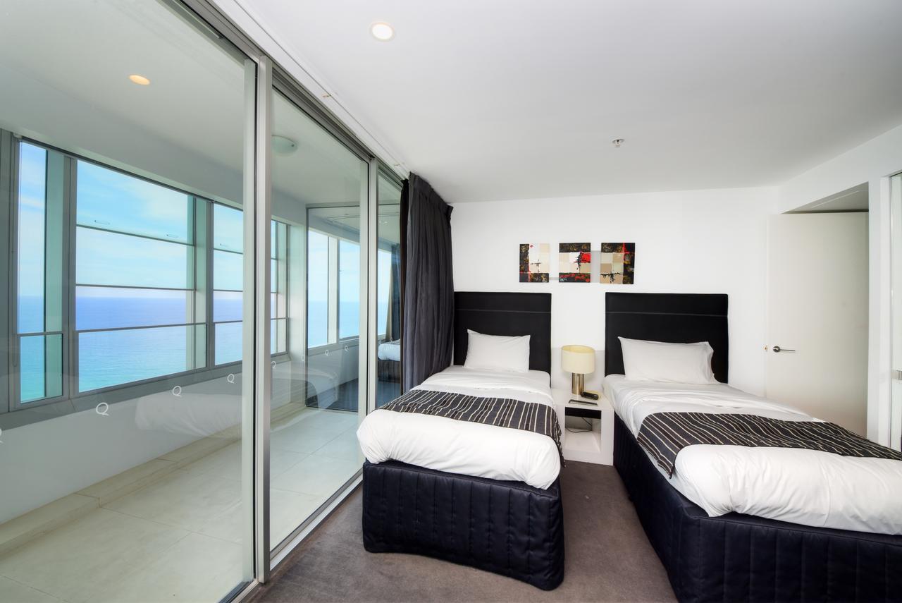 Private Apartment With Ocean Views At Q1 Resort Gold Coast Exterior foto