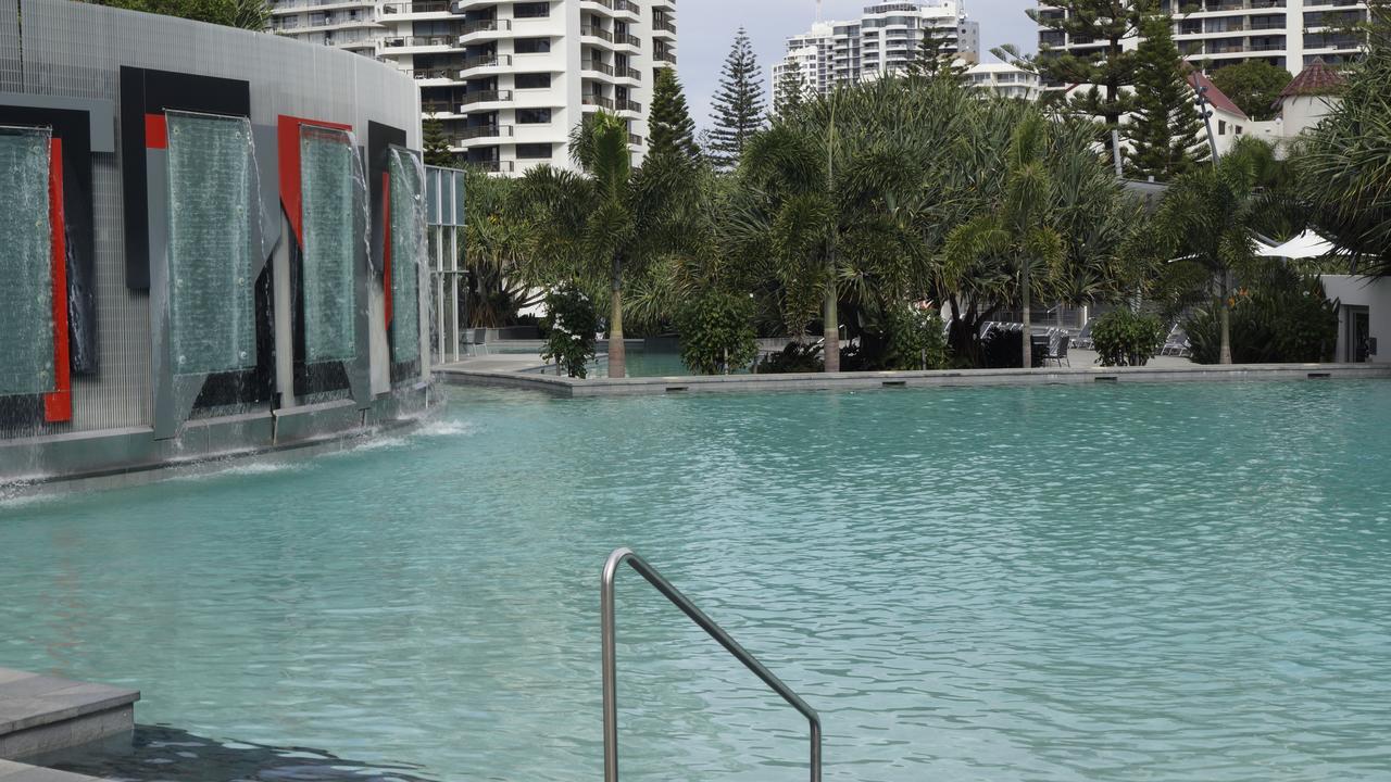 Private Apartment With Ocean Views At Q1 Resort Gold Coast Exterior foto